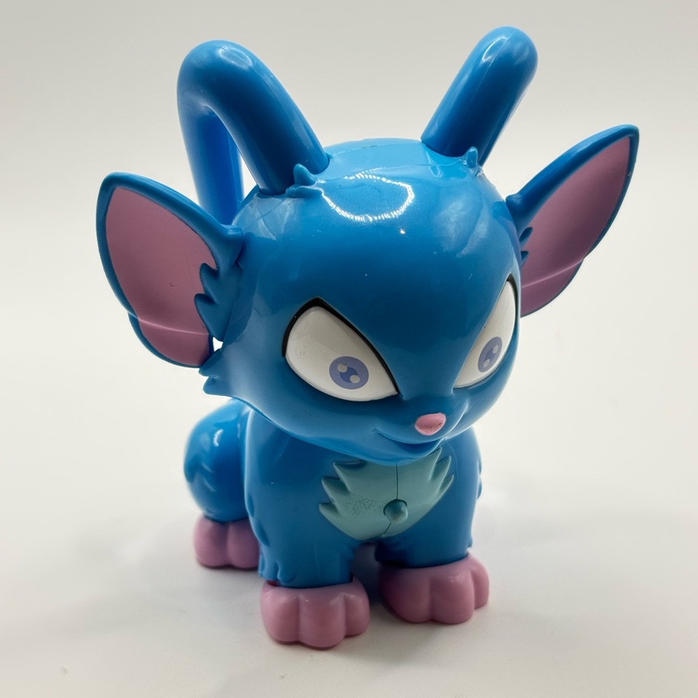 2003 Neopets Acara Thinkway Toys Voice Activated Figure Works New Batteries